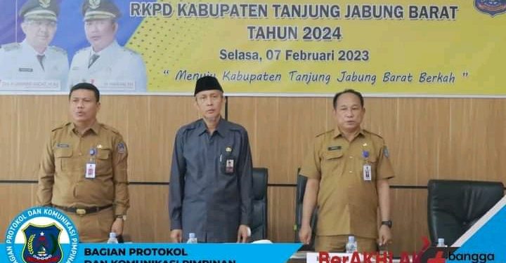 Sekda Hadiri Acara Konsultasi Publik RKPD Kabupaten Tanjung Jabung Barat Tahun 2024